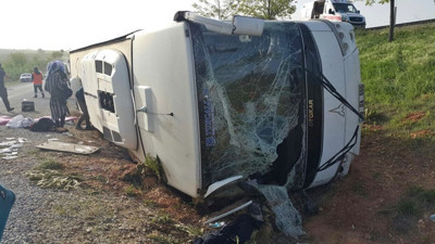 Konya'da otobüs devrildi: 20 yaralı