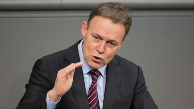 SDP'den İncirlik konusunda Merkel'e baskı