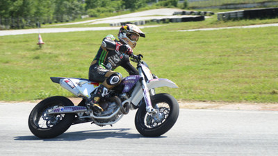 Kenan Sofuoğlu şampiyonluktan umutlu