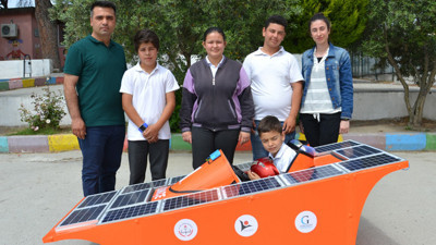 Ortaokul öğrencileri güneş enerjisi ile çalışan araba yaptı
