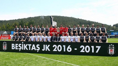 Şampiyon Beşiktaş poster çekiminde buluştu