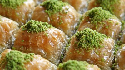 Beşiktaşlılar 6 ton baklava yedi