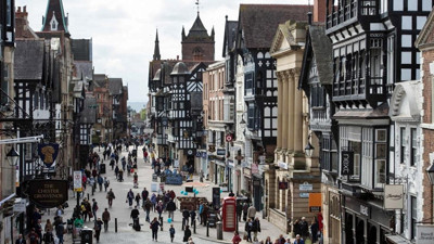 Birleşik Krallık'ta halk sandık başında