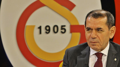 Dursun Özbek, soyunma odasına indi