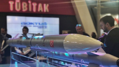 TÜBİTAK, ilk havadan havaya füzesini sergiledi