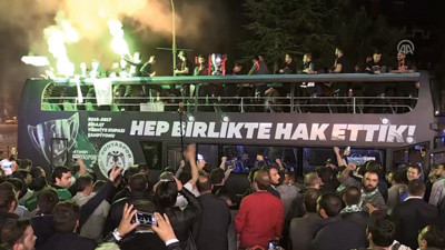 Türkiye Kupası şampiyonu Konyaspor'a coşkulu karşılama