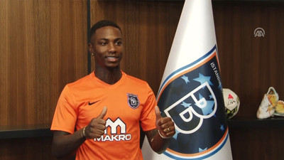 Eljero Elia, Medipol Başakşehir'de