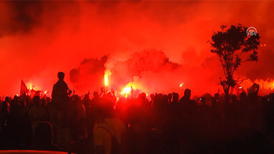 Göztepe taraftarlarında Süper Lig sevinci