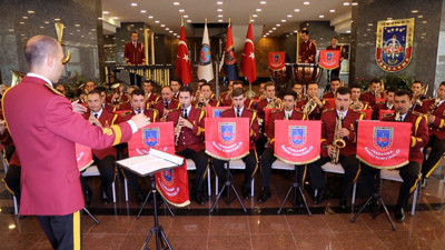 Jandarma'dan "Game of Thrones" müziği