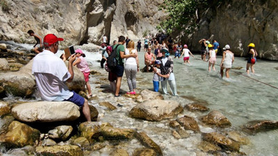 Macera tutkunlarının gözdesi Saklıkent Kanyonu