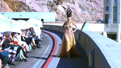 Dünyaca ünlü barajda Türk defilesi