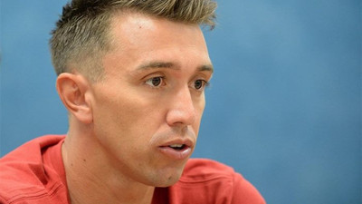 Muslera: Hiç düşünmeden imzalarım