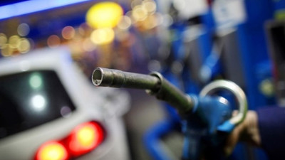 "Petrole zam enflasyonu yeniden artırır"