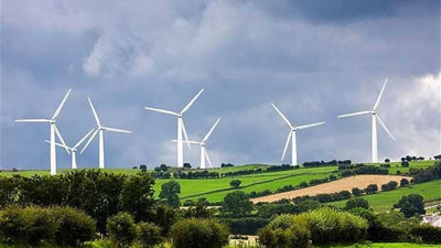 Almanya yeşil enerjiden vazgeçmiyor