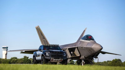Ford'dan uçan canavar: F-150 Raptor F 22 Concept