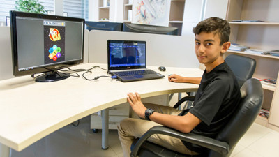 13 yaşında oyun hazırladı