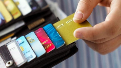 Aidatsız kredi kartı çıkarmayan bankaların ödeyeceği ceza arttı