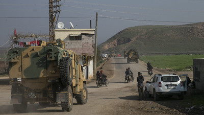 Suriye sınırına zırhlı araç sevkiyatı