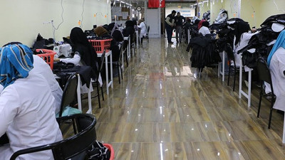 Türk ve Suriyeli kadınlar birlikte üretiyor