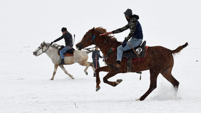 "Kar üstünde cirit"e davet