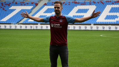 Novak'tan Trabzonspor'a 2,5 yıllık imza