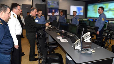 Akar'dan harekat merkezlerine denetim