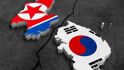 Kuzey Koreli kadın sporcular Güney Kore'ye girdi