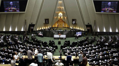 İran'da bütçe tasarısı reddedildi