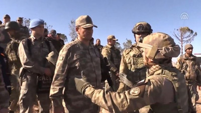 2. Ordu Komutanı Temel Burseya Dağı'nda