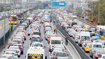 İstanbul'da bazı yollar trafiğe kapatılacak