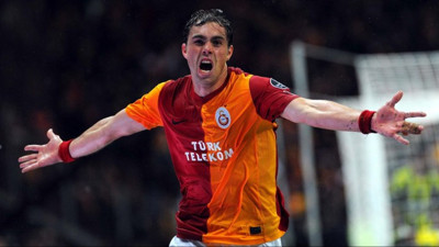 Elmander futbolu bıraktı