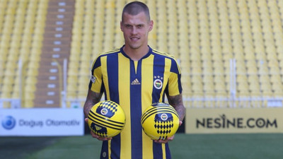 Skrtel: Cenk Tosun'un iyi işler yapacağını düşünüyorum