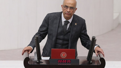 Berberoğlu yemin etti, Baykal'a doktorlar izin vermedi