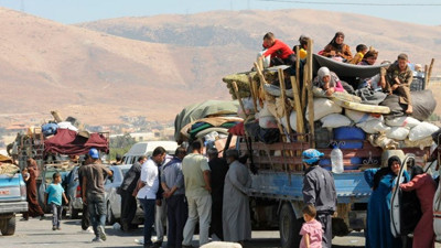 Lübnan'daki Suriyeli mülteciler ülkelerine dönüyor