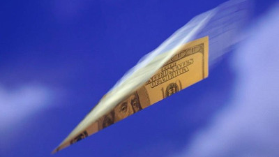 Dolar 2 ayın en düşük seviyesinde