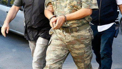 FETÖ soruşturmasında 21 asker tutuklandı