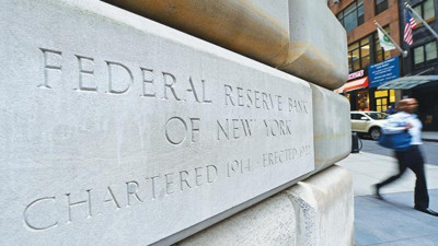 Fed, finansal regülasyonların gevşetilmesini teklif etti