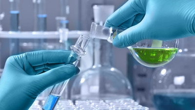 ABD ambargosu İran'ı ilaçta yerli üretime sevk etti