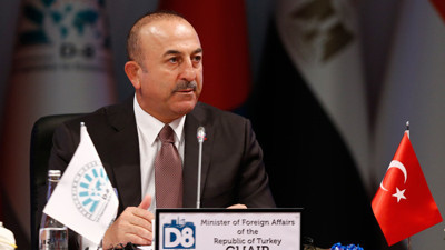 Bakan Çavuşoğlu'dan ticarette milli para vurgusu