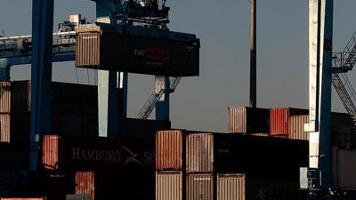 İhracatta miktar arttı, değer düştü