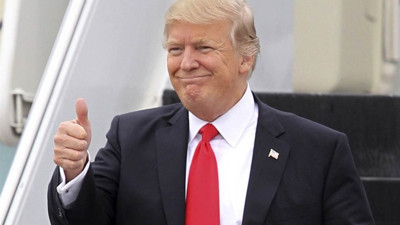 Trump: S. Arabistan Suriye'nin yeniden inşasını üstlendi