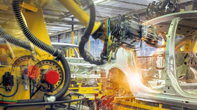 İmalat PMI yükseldi ama daralma sürdü