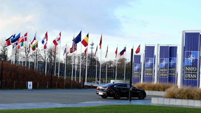 NATO'dan Rusya'ya Nükleer Kuvvetler Anlaşması çağrısı