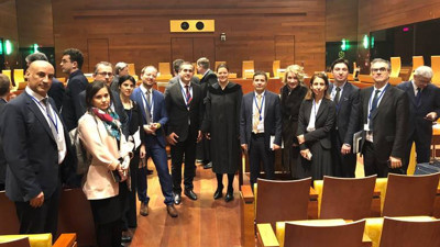 Macar duvarı yıkıldı sıra Avusturya'da