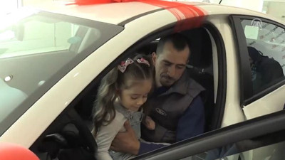 Otokoç Otomotiv'den 90. yılında çalışanına otomobil hediyesi