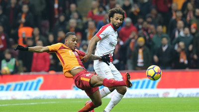 Antalyaspor'u yenen Galatasaray liderliğe yükseldi