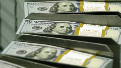 Dolar yönünü aşağı çevirdi