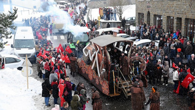 Belçika'nın "Türk köyü"nde karnaval coşkusu