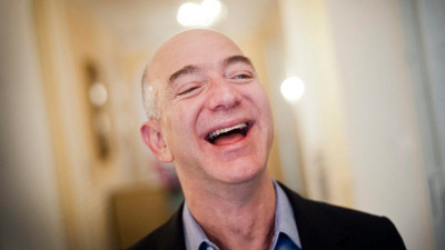 Walmart hisselerinde 30 yılın en büyük düşüşü