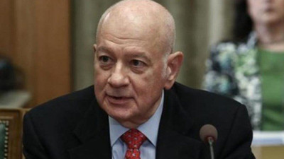 'Kira yardımı alan' Yunan Ekonomi Bakanı istifa etti